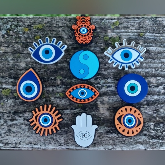 HUGE Bundle/Lot Evil Eye, Hamsa Hand of Fatima, YinYang Jibbitz Croc Charms NEW - Picture 1 of 14